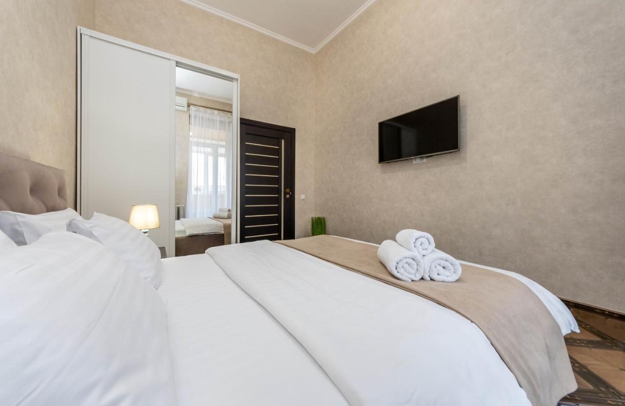 Maidan, Khreschatyk 3Br Kiev Eksteriør billede